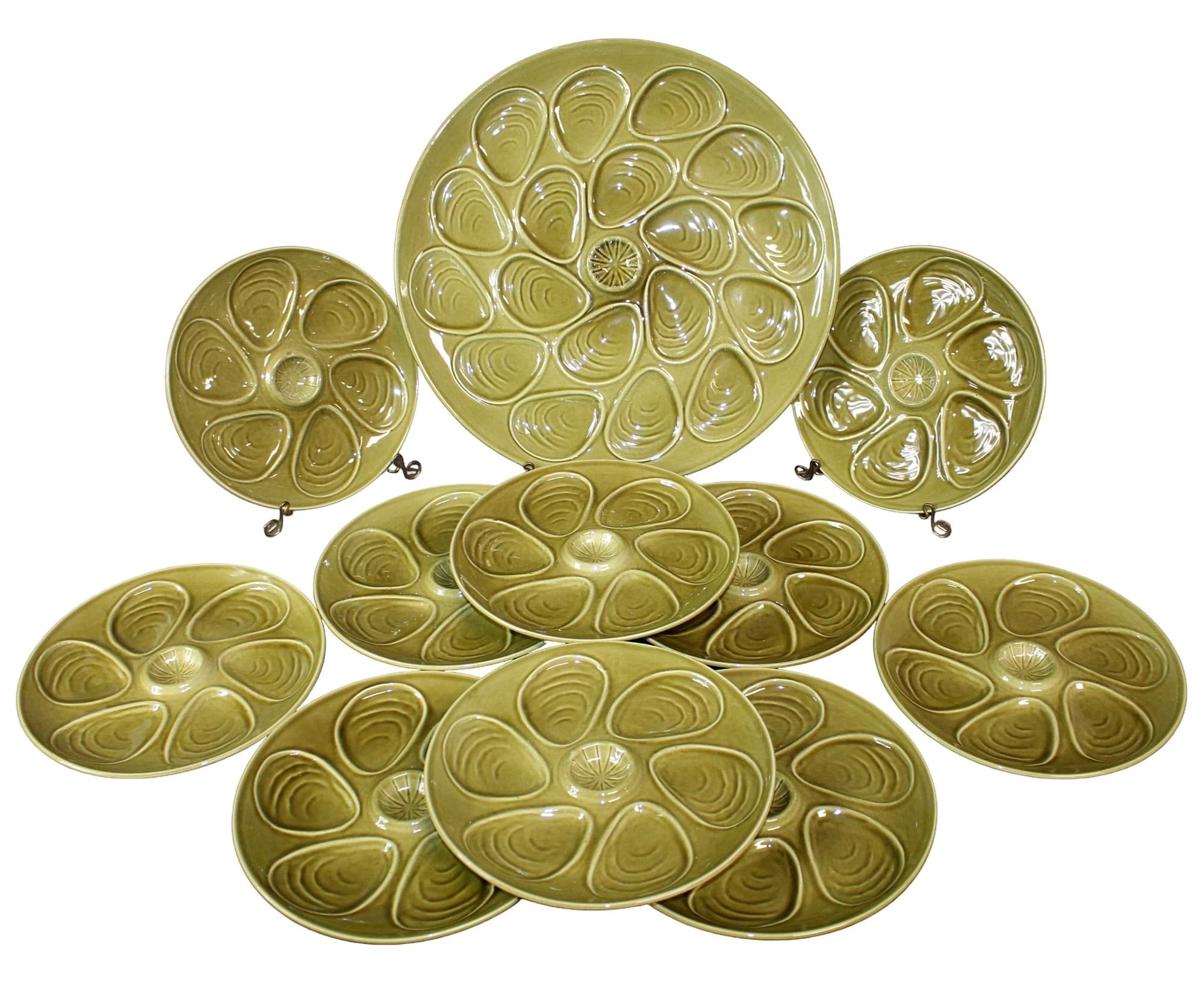 Set of French Salinas oyster plates with platter