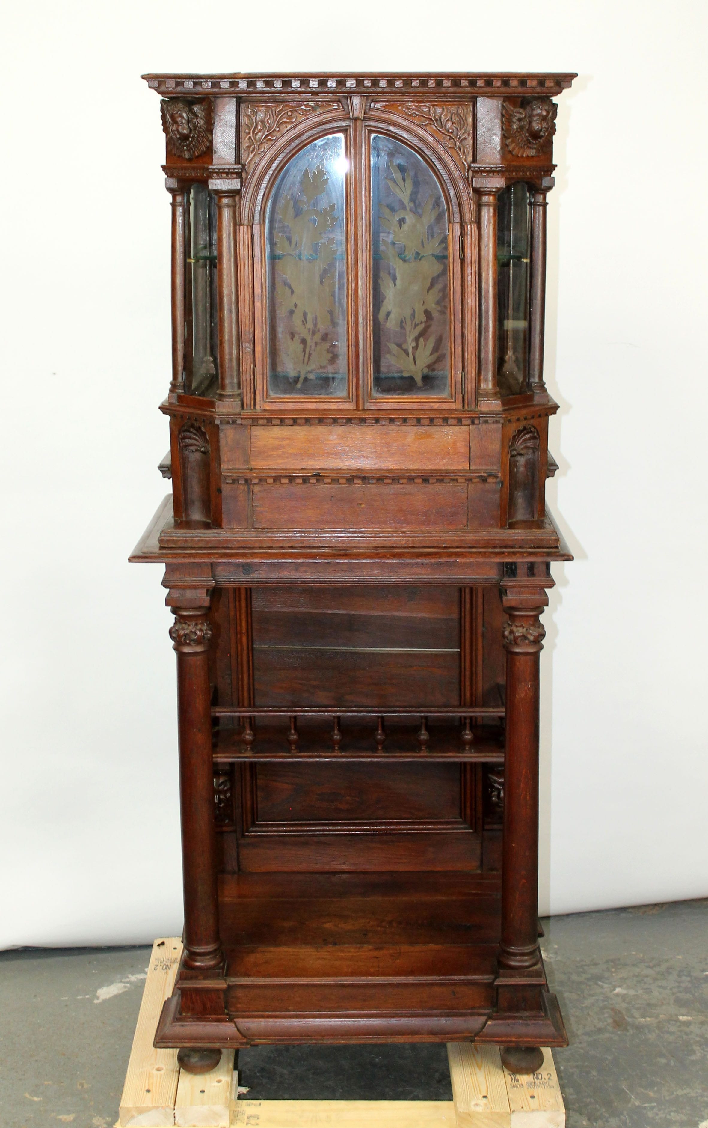 French sacristy cabinet in carved oak with cherubs